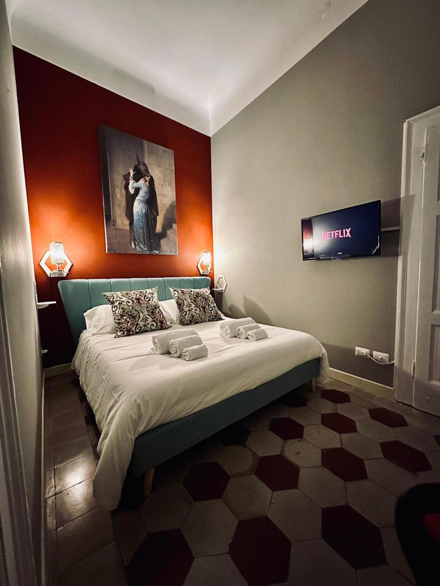 Nerino House, Elegante E Tranquillo Appartamento A 5 Minuti Dal Duomo Mediolan Zewnętrze zdjęcie